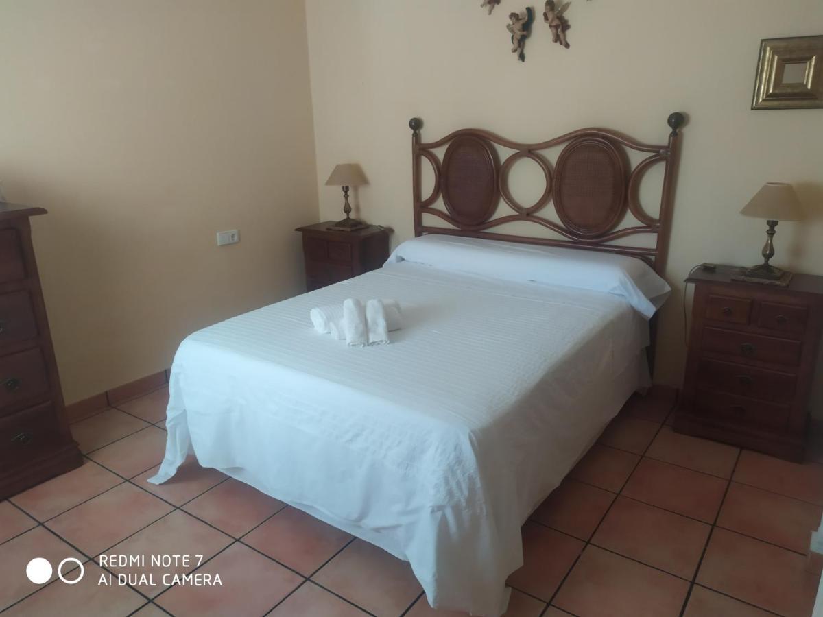 Chalet Con Encanto Villa Palomares del Rio Luaran gambar